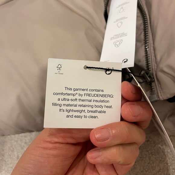 Zara woman’s padded jacket - Picture 4 of 10